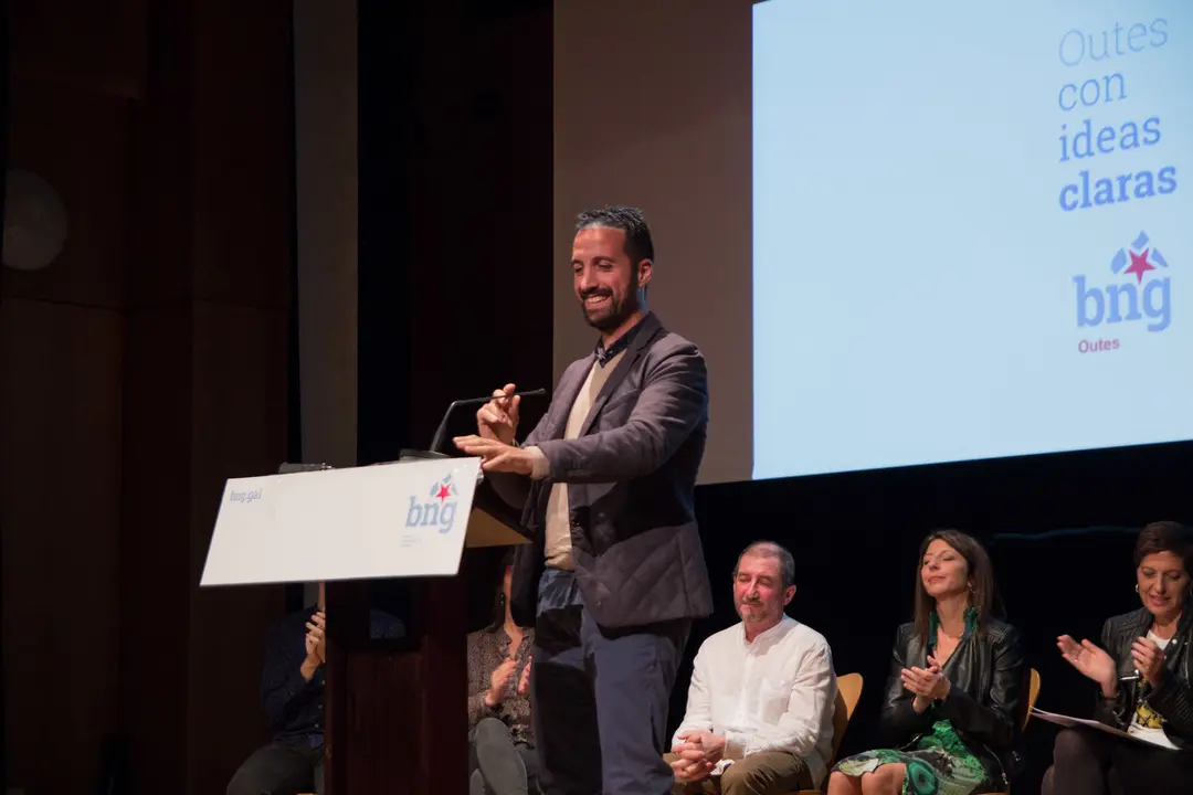 <p>Imaxes do acto de presentaci&oacute;n da candidatora do BNG de Outes celebrado o 25 de Outubro do 2018 para as elecci&oacute;ns municipais do 2019. Imaxes sacadas por Nando Vila.</p>

