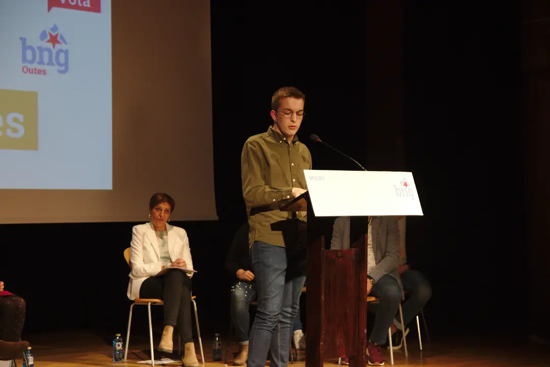 <p>Imaxes do mitin central do BNG de Outes de cara &aacute;s municipais do 2019</p>
